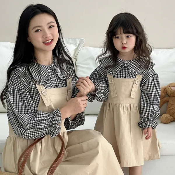 Mom Daughter Matching Outfits Party Dress Casual Womens Clothing 2024 Spring Mom and Baby Girls Plaid Blouse Sleeveless Dresses