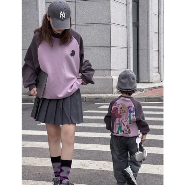 Women Sweatshirts for The Whole Family Spring 2024 Long Sleeve Tops Mom and Son Daughter Matching Tee Shirt Dad Children Clothes